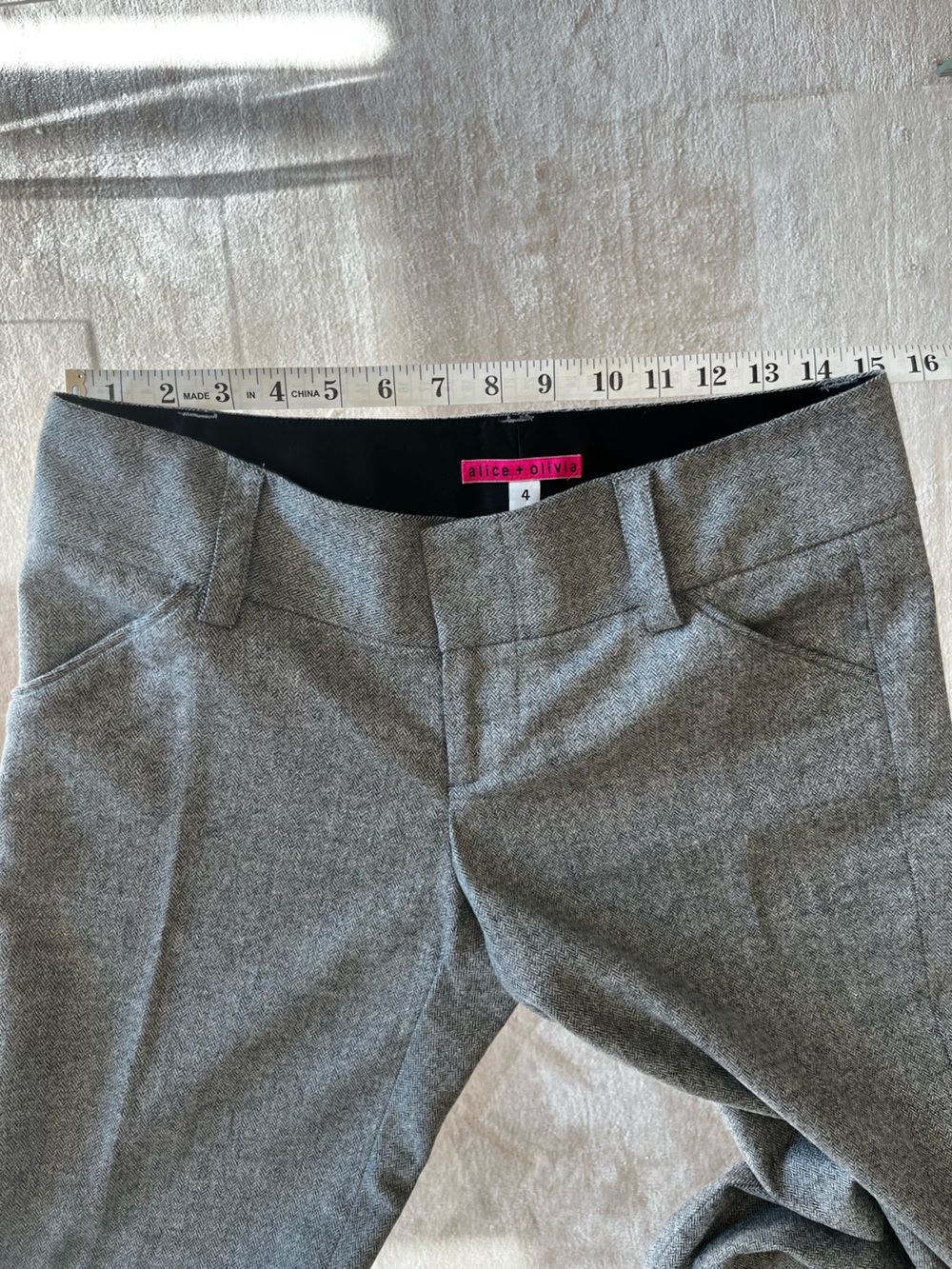 Alice + Olivia Charcoal Gray Tailored Flare Trousers wool size 4 - Picture 2 of 6